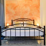 Mascot Traditional Bed & Breakfast 3*