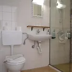 Mascot Traditional Nocleg ze śniadaniem 3*